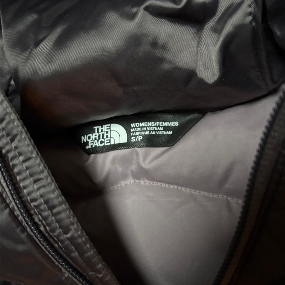 The North Face Charcoal Puffer Jacket View 2